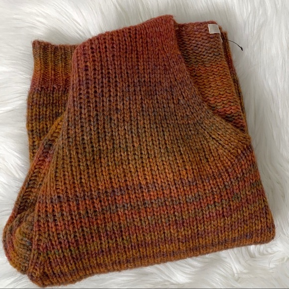 🥂SOLD LOVESHACKFANCY Rio Russet Pullover Sweater - Picture 14 of 14